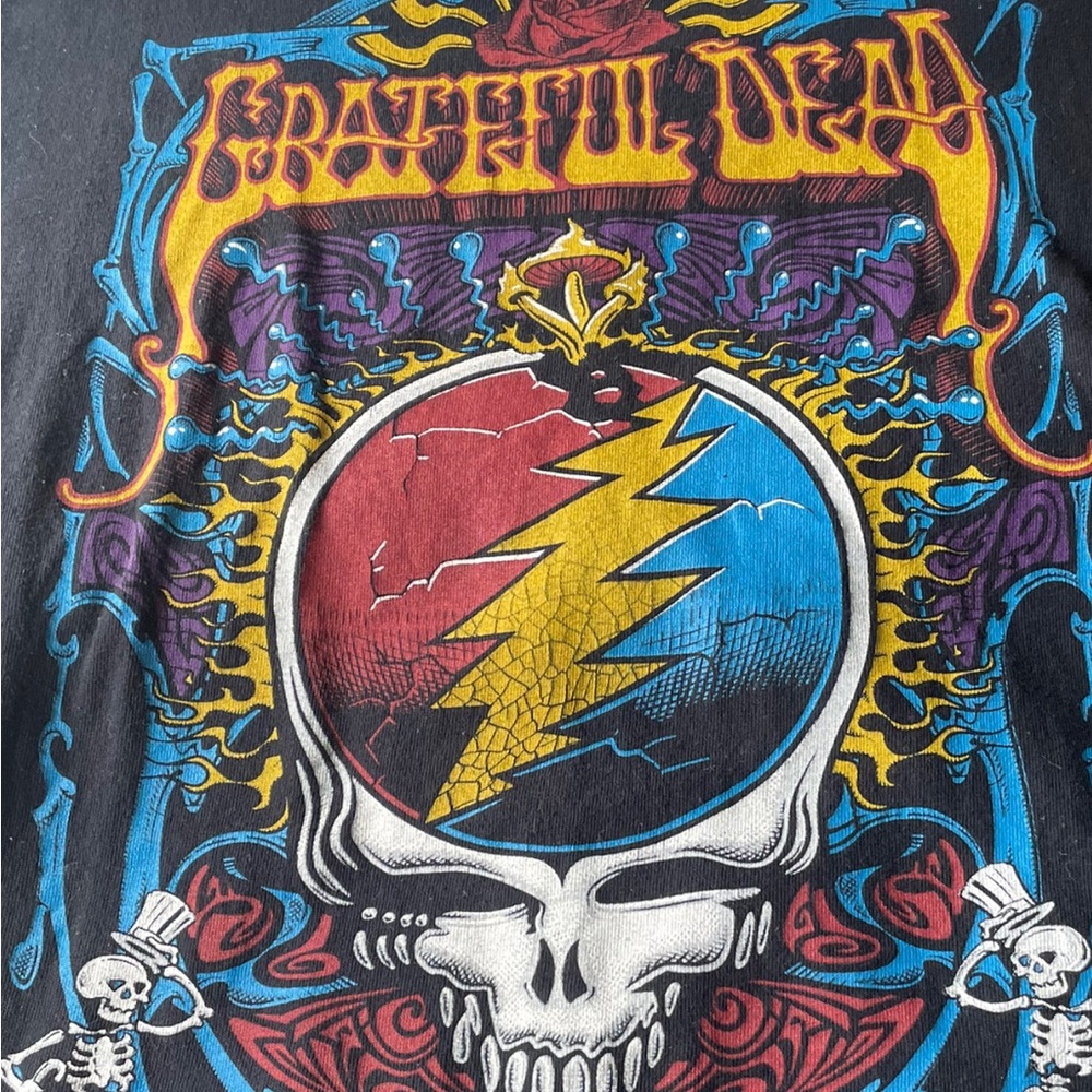 Grateful Dead t shirt